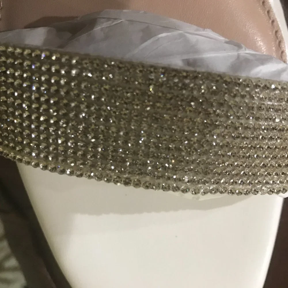 NIB Kelly & Katie Mayla Sandals 10M